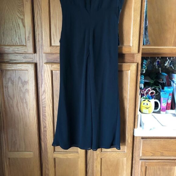 Cachet V-Neck Silk Rhinestone Sleeveless Chiffon Formal Midi Dress - 4 - Picture 9 of 11